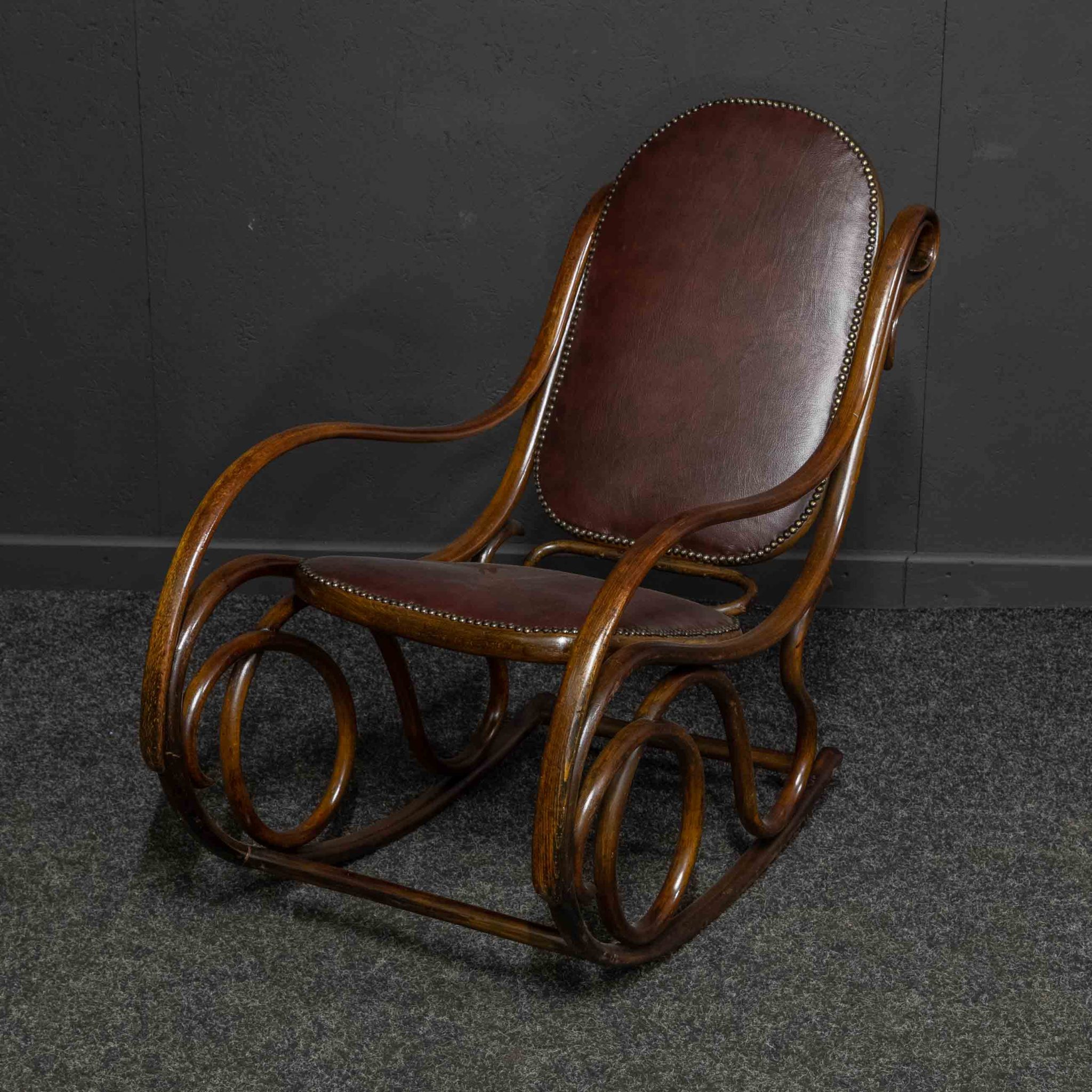 #Thonet Rocking Chair - witchantiques.com