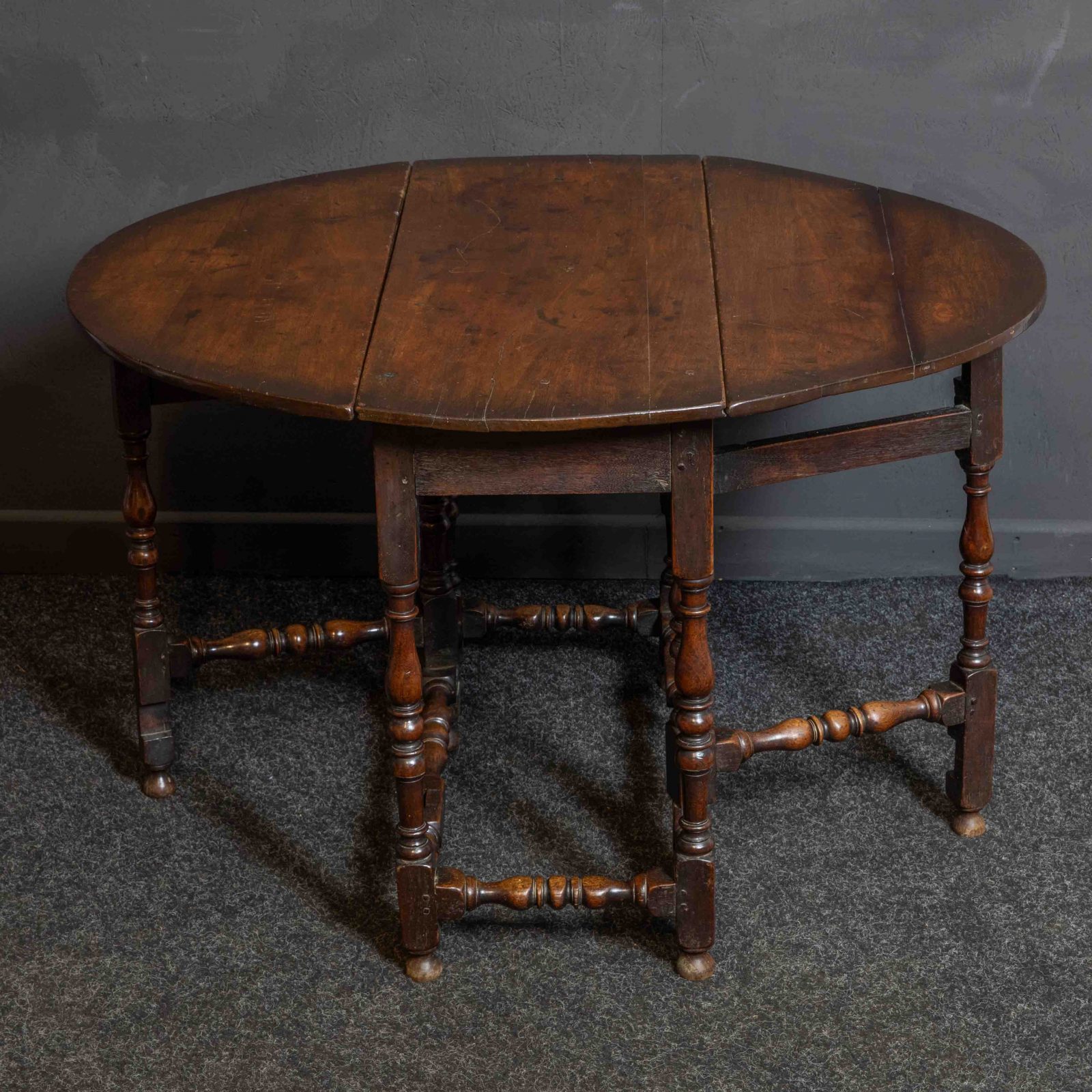 Red Walnut Gateleg Table - Image 3