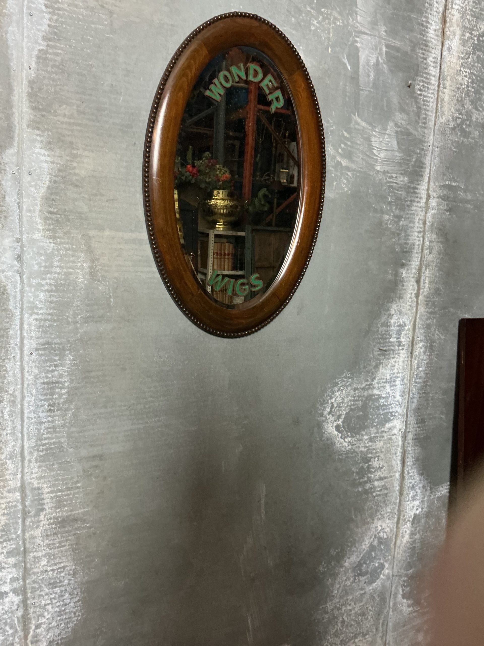 Antique advertising mirror - wonderwig - Image 3