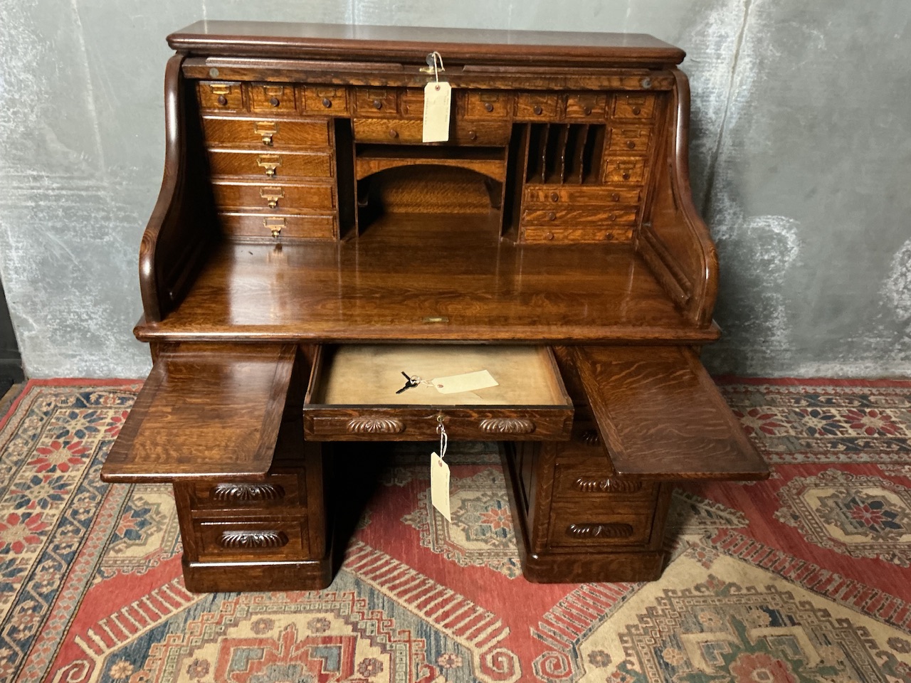 ANTIQUE ROLL TOP DESK - Image 3