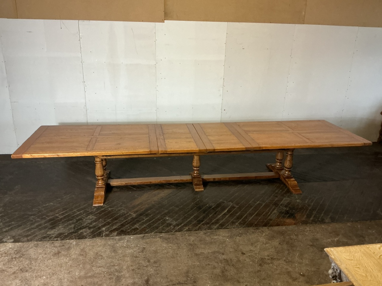 Alternative view of OAK DINING SUITE