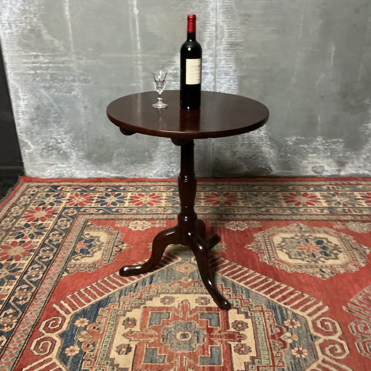 Alternative view of Georgian Tripod/Wine Table