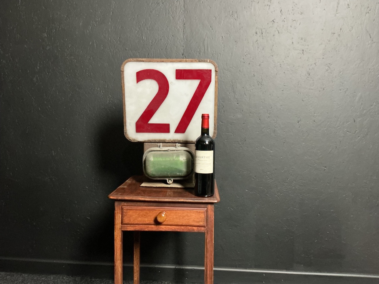 Alternative view of Fish Auction Bidders Number 27