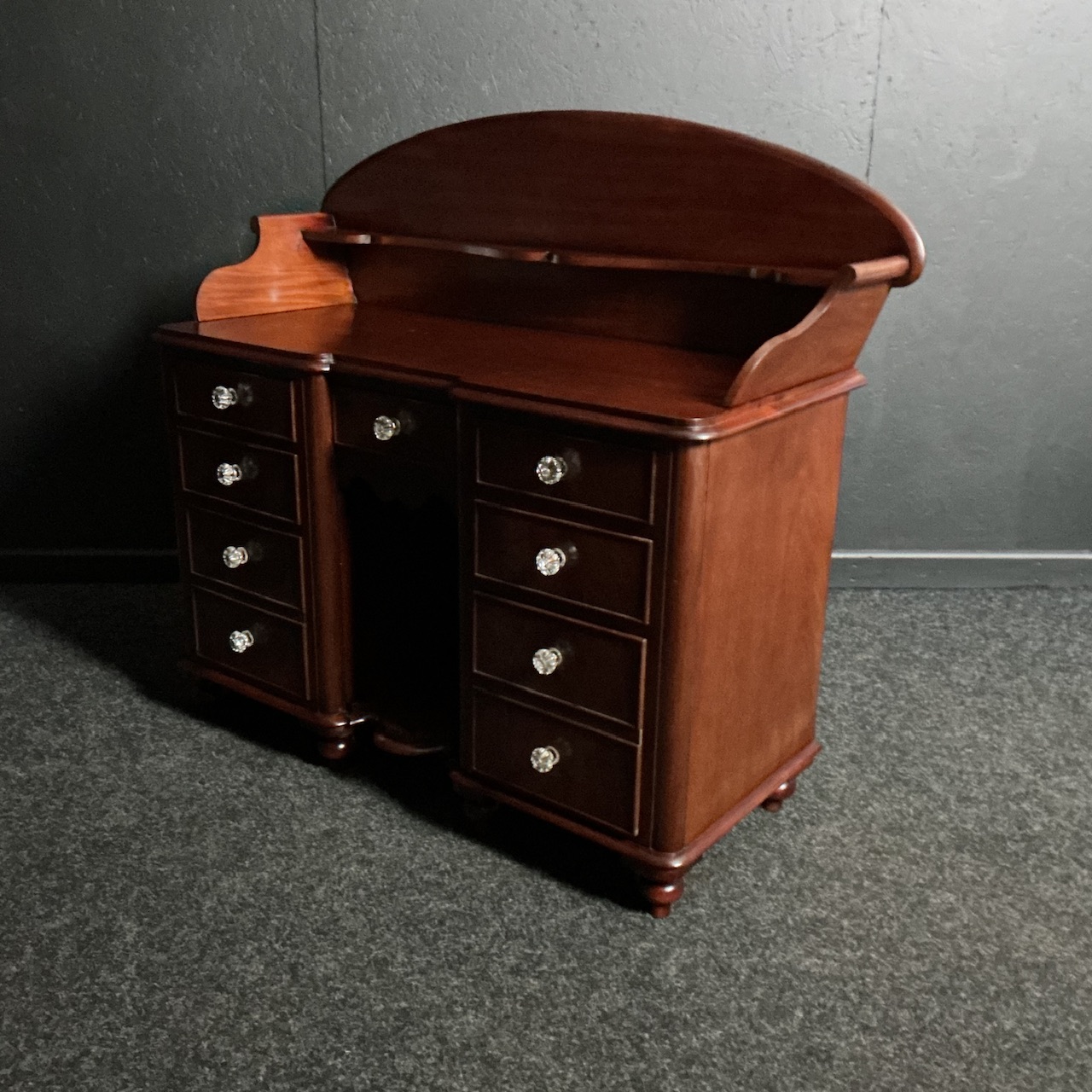 Alternative view of Antique Mahogany Washstand