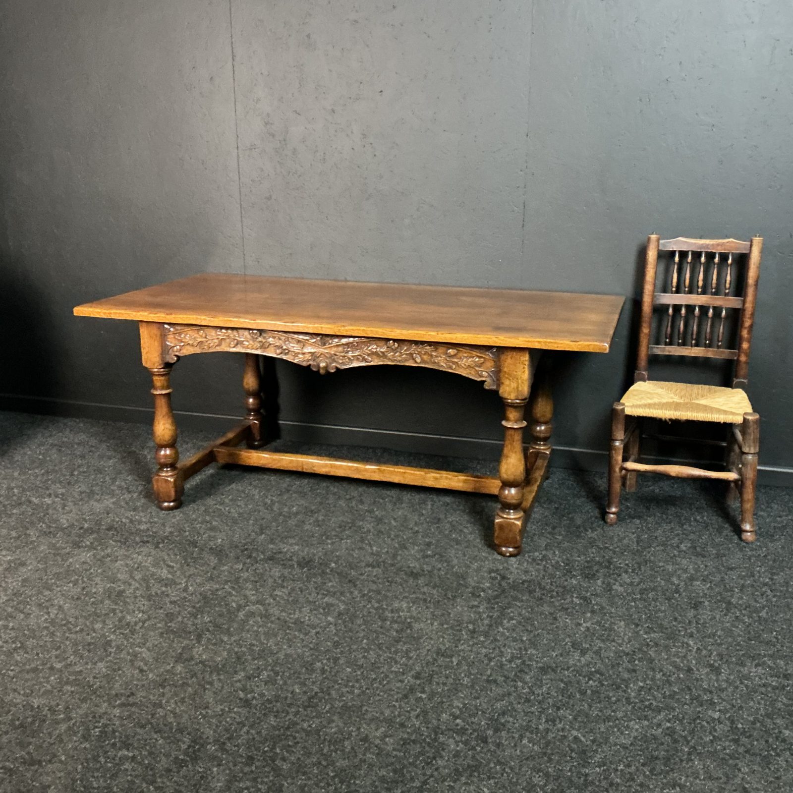 Oak Acorn Refectory Table