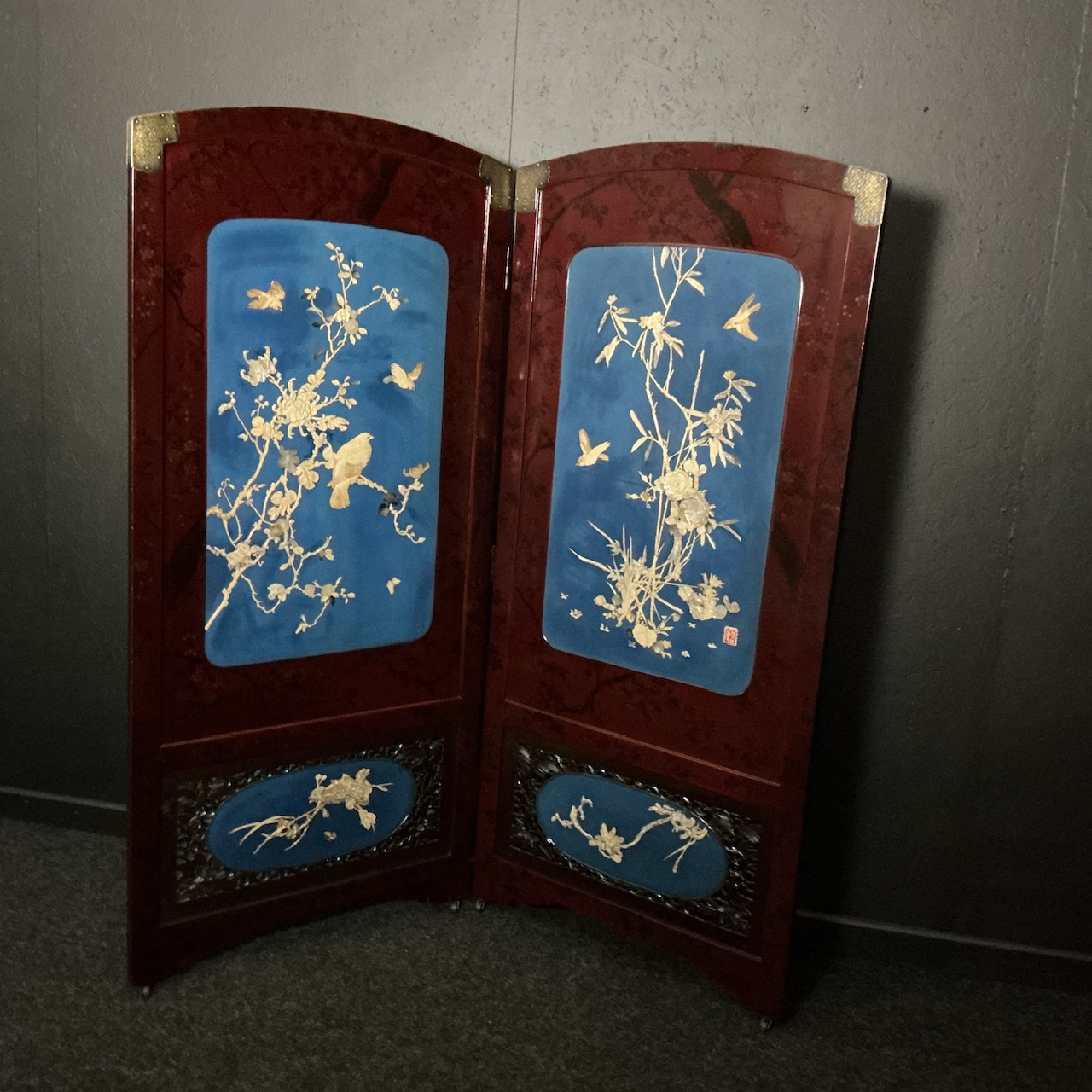 Alternative view of Victorian Japanese Privacy Screen