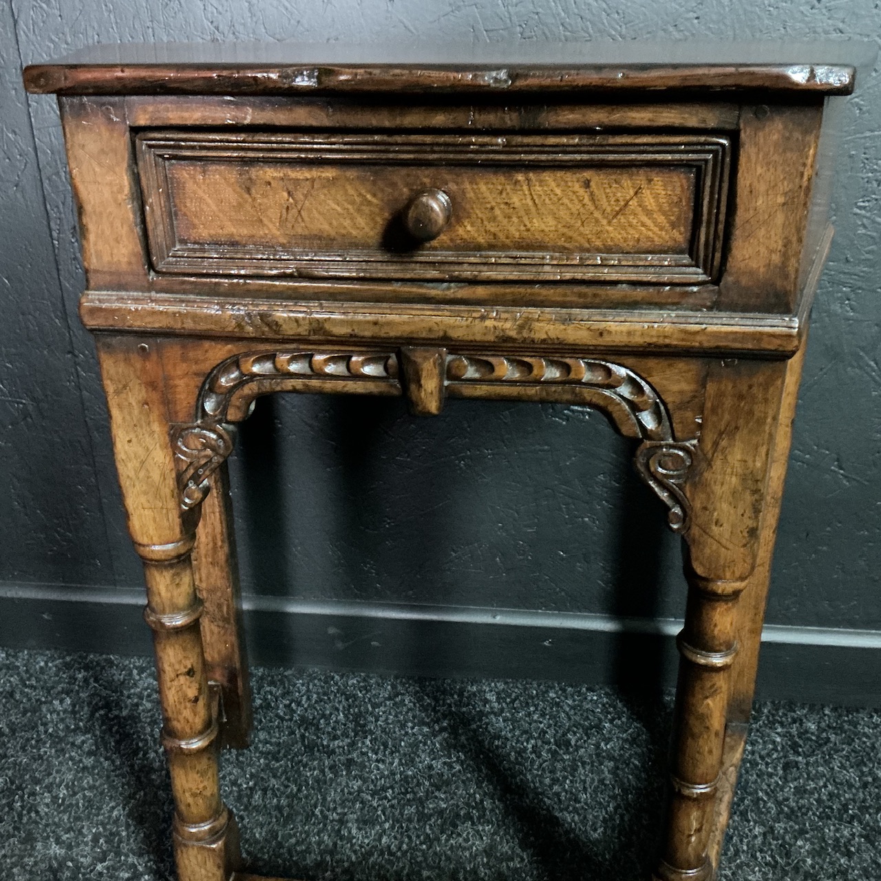 Oak Side Table - Image 3