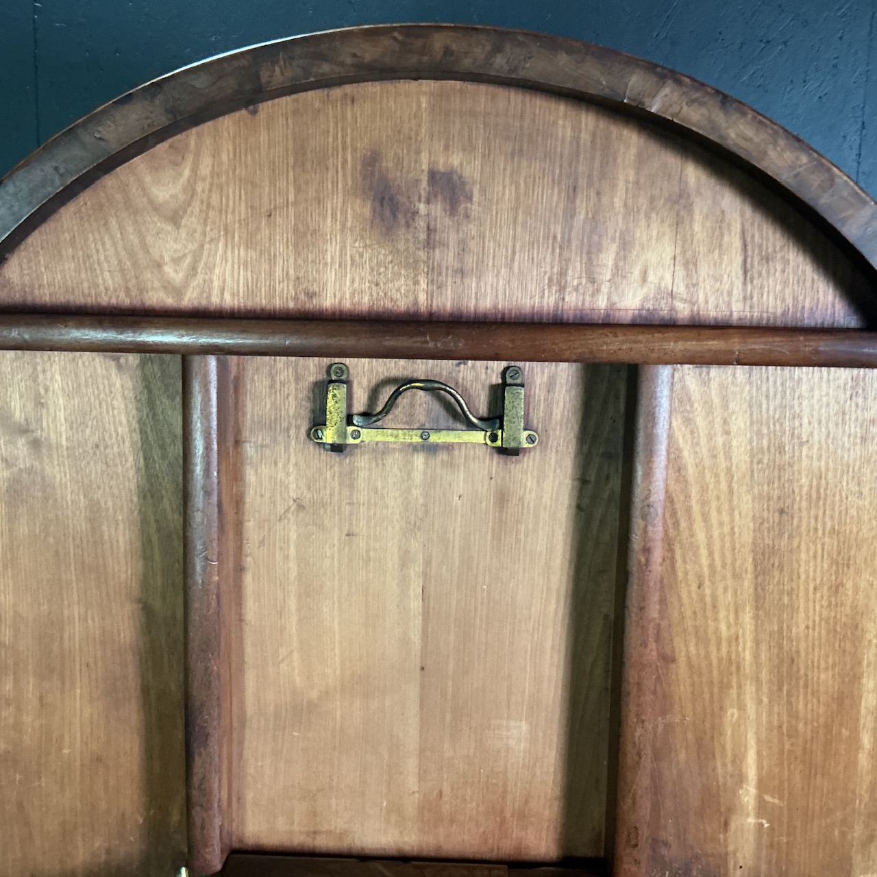 Victorian Burr Walnut Table - Image 9