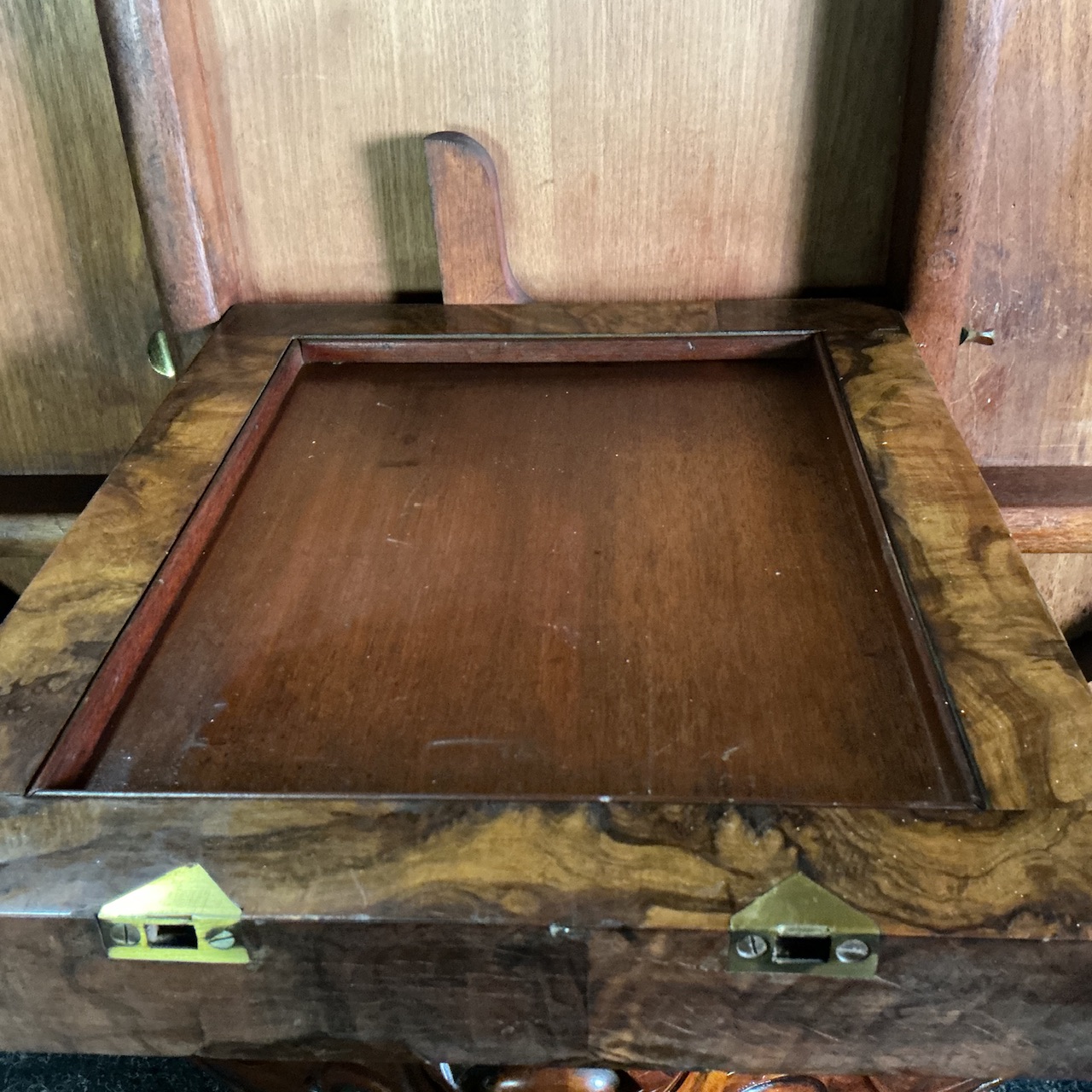 Victorian Burr Walnut Table - Image 10